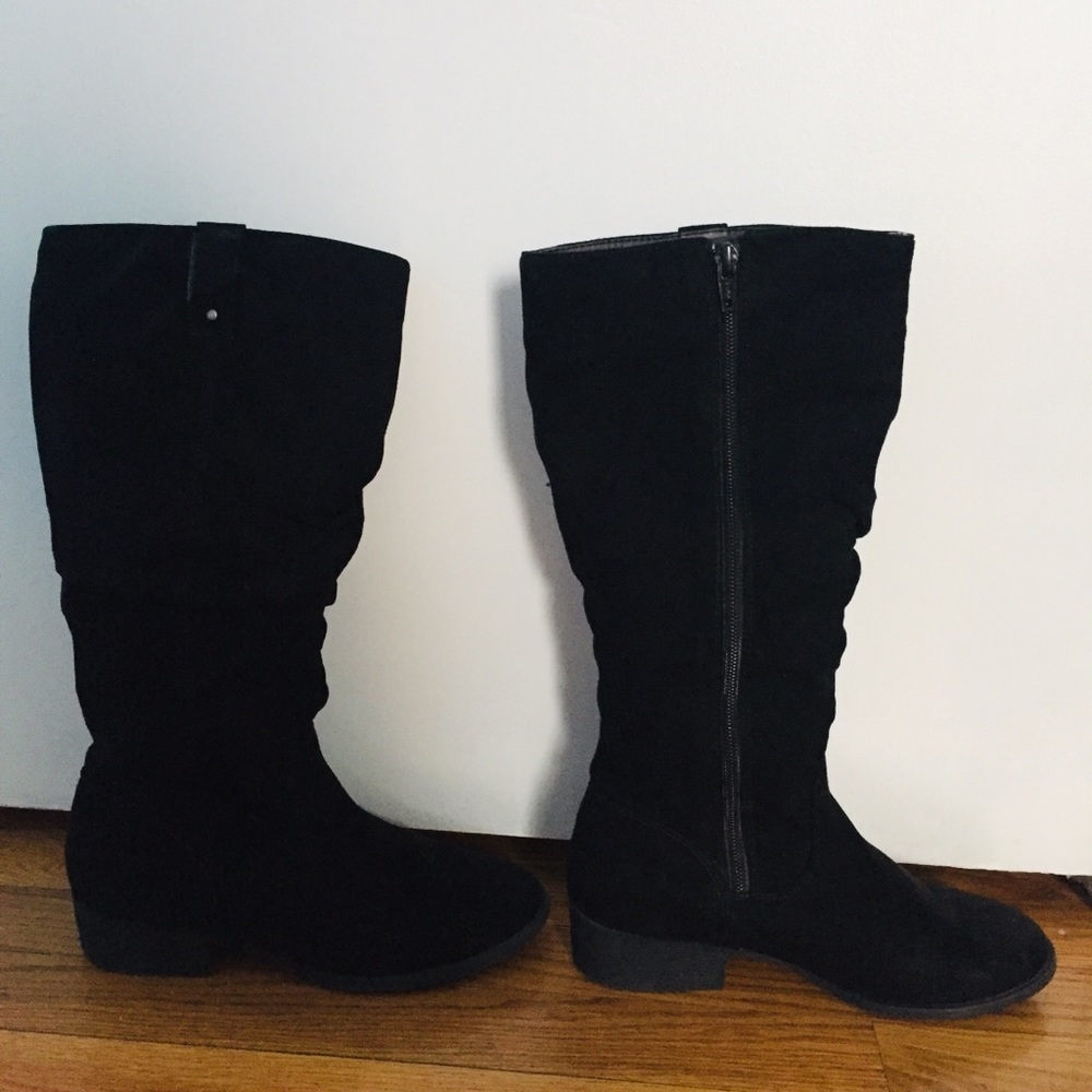 black boots